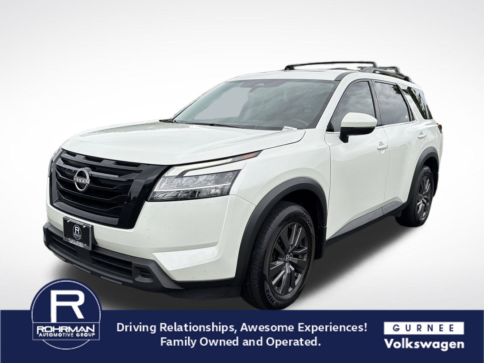 Used 2022 Nissan Pathfinder SV w/ SV Premium Package AWD/4WD image 1