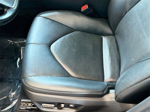 Used 2019 Toyota Camry XSE image 18