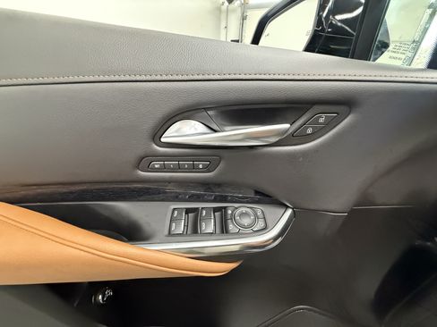 Used 2024 Cadillac XT4 Sport AWD/4WD image 12