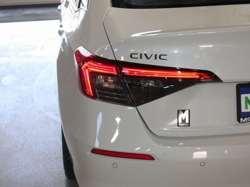 Used 2023 Honda Civic Touring image 44