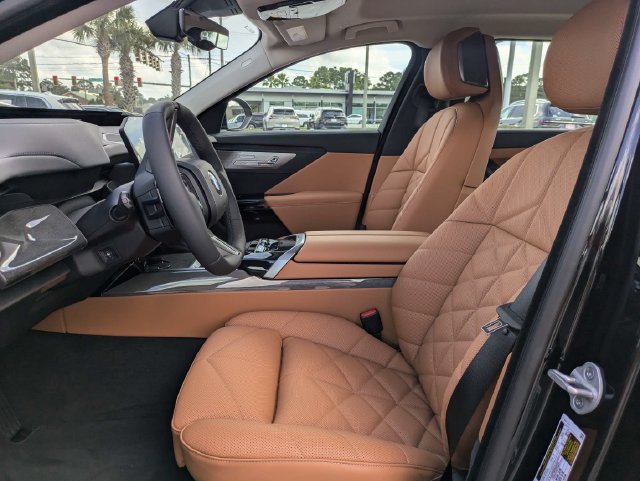 New 2027 BMW 740i RWD image 20