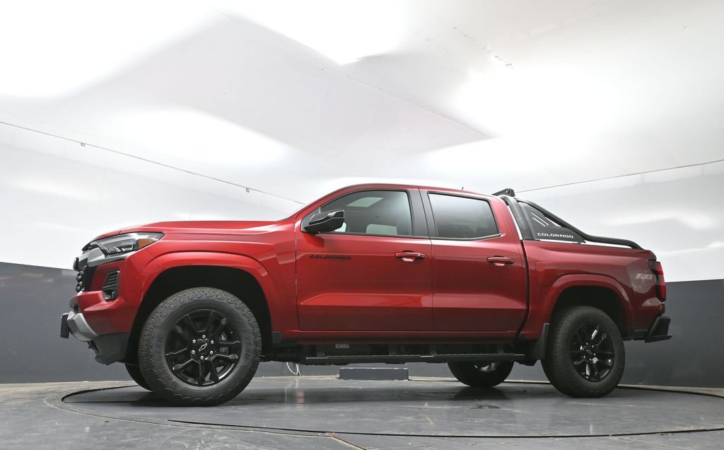 New 2026 Chevrolet Colorado Z71 w/ Midnight Edition AWD/4WD image 43
