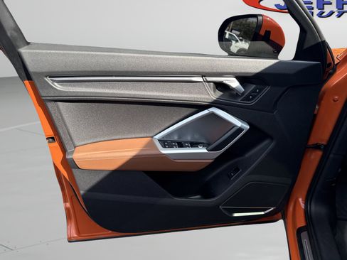 Used 2020 Audi Q3 2.0T Prestige w/ Prestige Package image 14