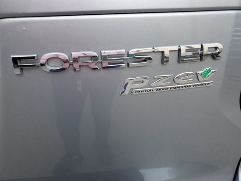 Used 2014 Subaru Forester 2.5i Premium image 8