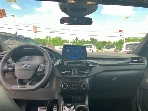 Used 2023 Ford Escape ST-Line w/ Equipment Group 301A FWD image 27