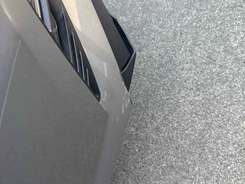 Used 2023 Kia Forte LXS FWD image 3