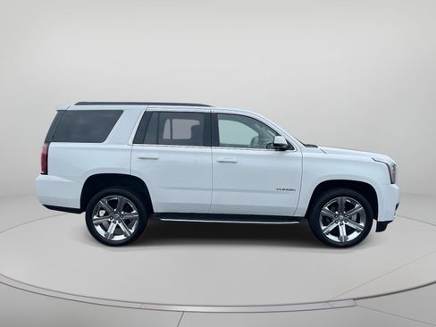 Used 2018 GMC Yukon SLT AWD/4WD image 2