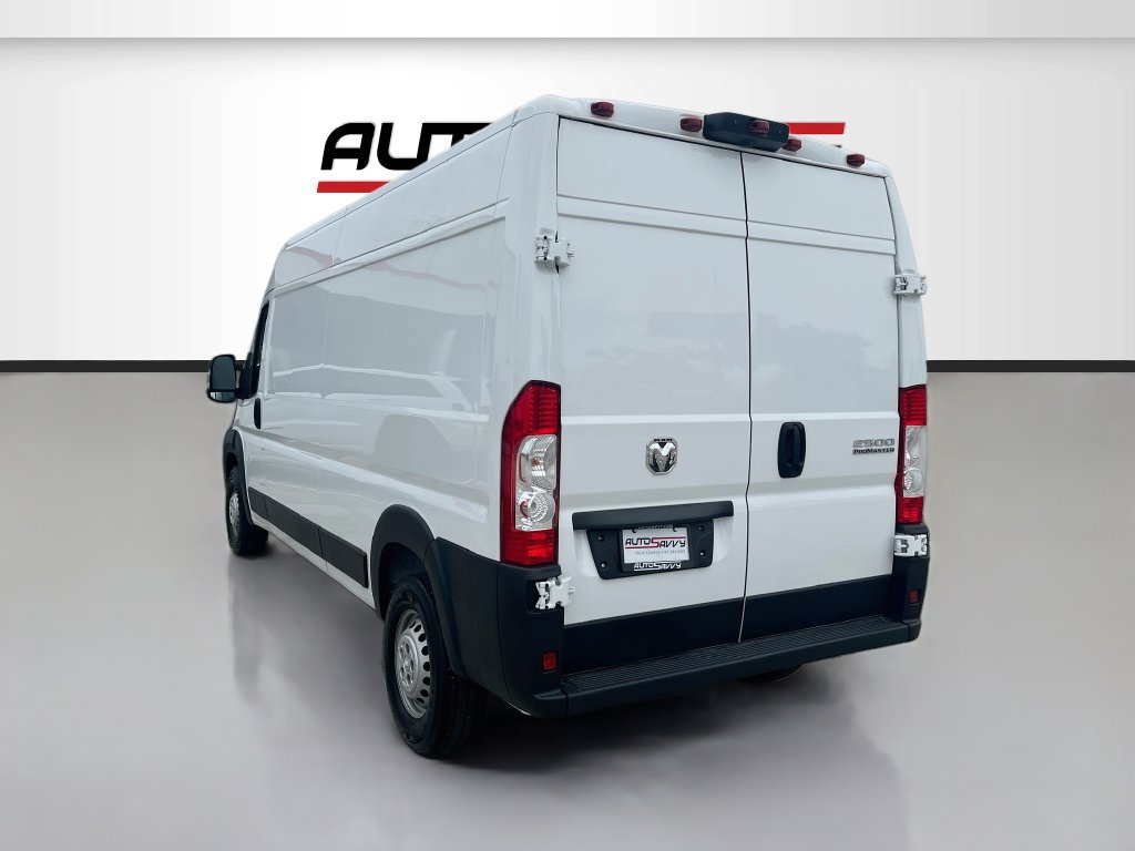 Used 2024 RAM ProMaster 2500 w/ Convenience Group FWD image 5