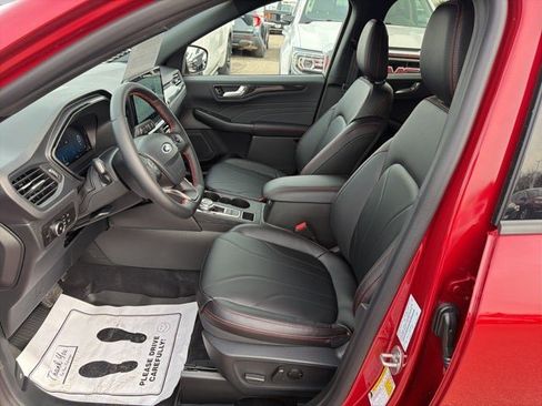 New 2025 Ford Escape ST-Line Elite w/ Premium Technology Package image 15