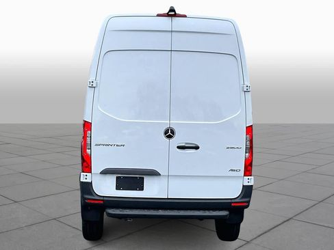 New 2026 Mercedes-Benz Sprinter 2500 image 4