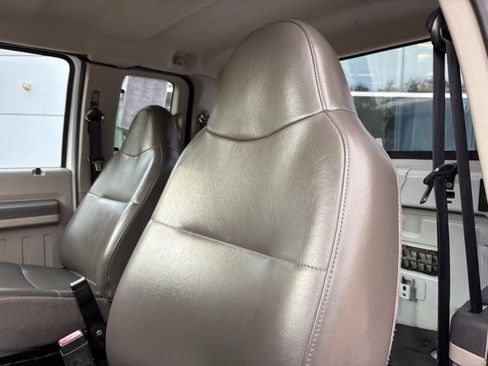 Used 2009 Ford F350 4x4 SuperCab Super Duty image 12