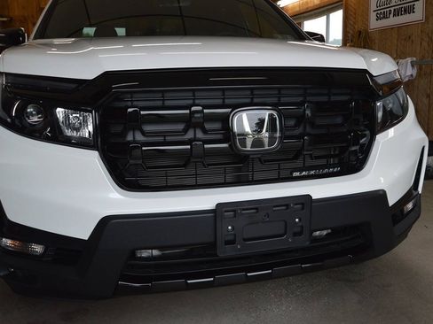 Used 2026 Honda Ridgeline Black Edition image 3
