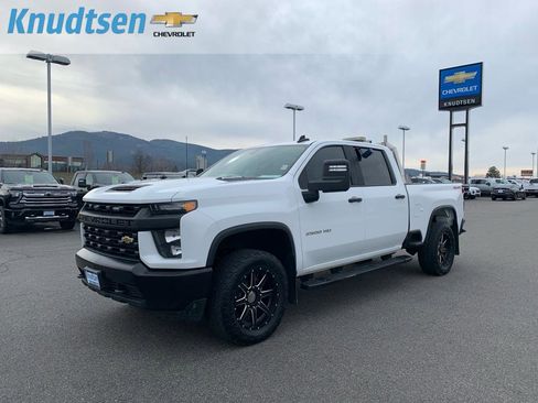 Used 2020 Chevrolet Silverado 2500 W/T w/ WT Convenience Package image 3