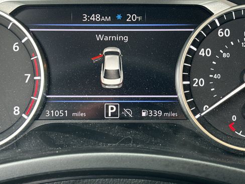 Certified 2024 Nissan Sentra SV image 17