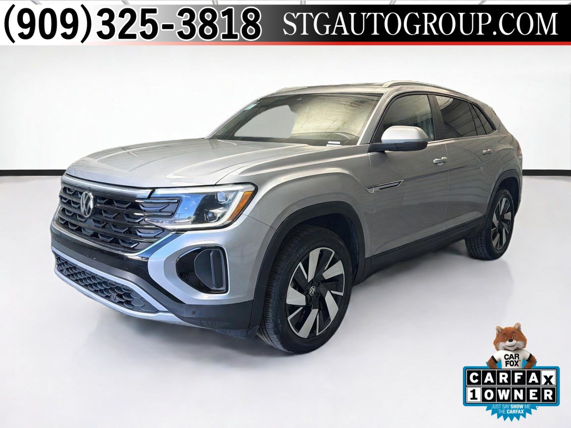 Used 2025 Volkswagen Atlas Cross Sport SE FWD image 1