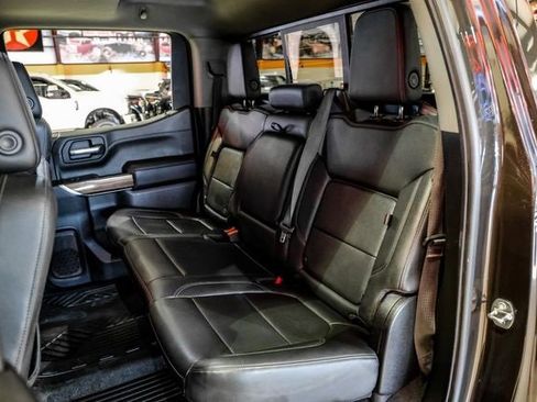 Used 2021 Chevrolet Silverado 1500 LT Trail Boss w/ LT Trail Boss Premium Package image 36