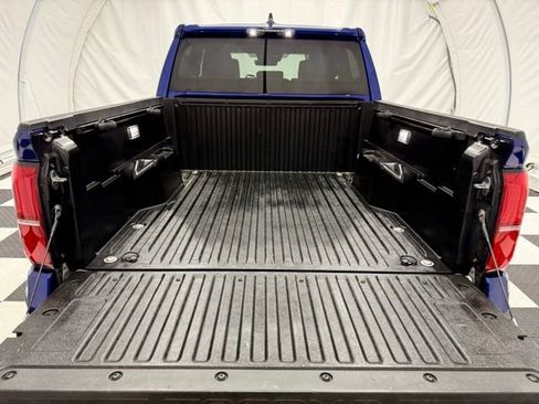 Used 2024 Toyota Tacoma TRD Off-Road image 4