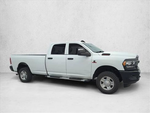 Used 2023 RAM 3500 Tradesman image 4