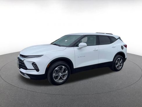 Used 2023 Chevrolet Blazer LT image 8