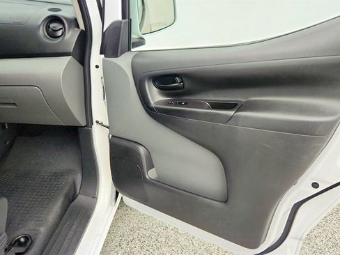 Used 2020 Nissan NV200 SV w/ Back Door Glass Package image 31