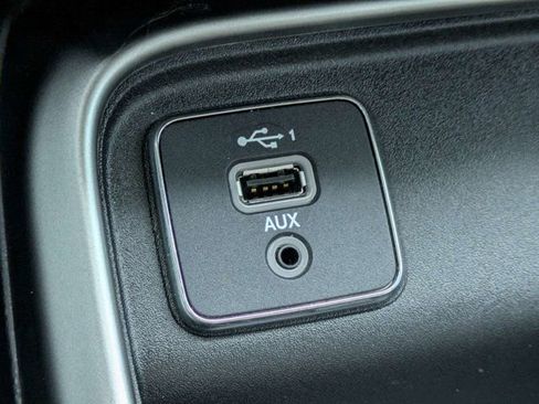 Used 2021 Jeep Compass Latitude FWD image 22