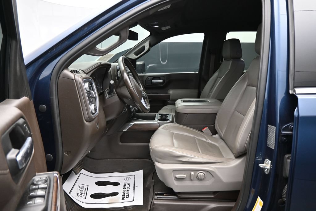 Used 2019 GMC Sierra 1500 SLT w/ SLT Premium Plus Package AWD/4WD image 9