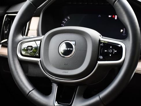 Used 2026 Volvo XC90 B6 Plus AWD/4WD image 21