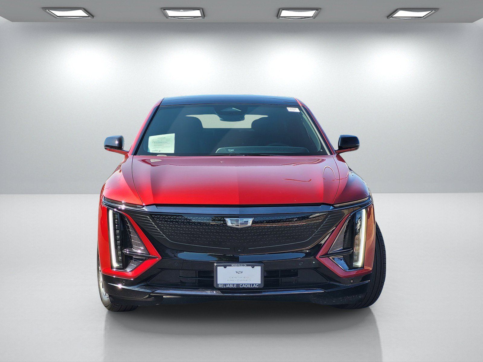 Certified 2024 Cadillac Lyriq Sport AWD/4WD image 2