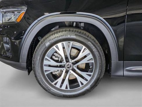 Certified 2025 Mercedes-Benz GLB 250 image 24