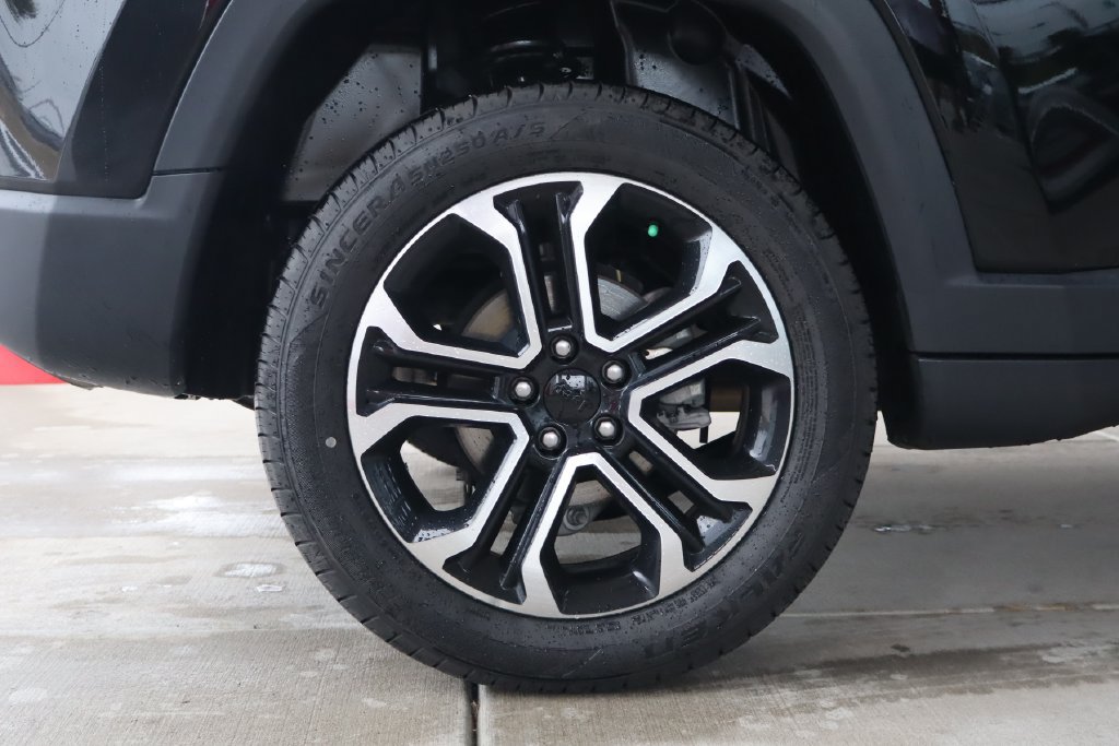 Used 2023 Jeep Compass Limited AWD/4WD image 12