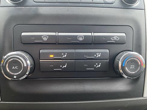 Used 2014 Nissan Xterra S image 13