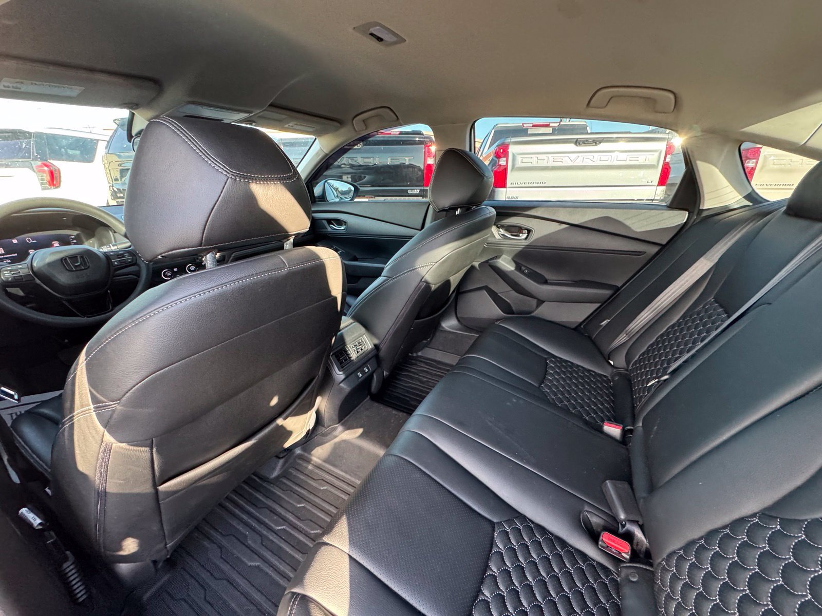 Used 2025 Honda Accord LX image 24