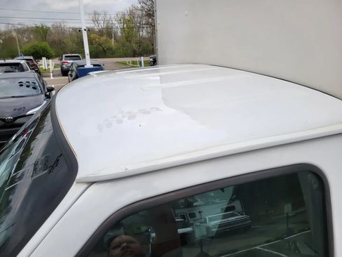 Used 2017 Ford E-450 and Econoline 450 Super Duty w/ Power Windows & Locks Group image 21