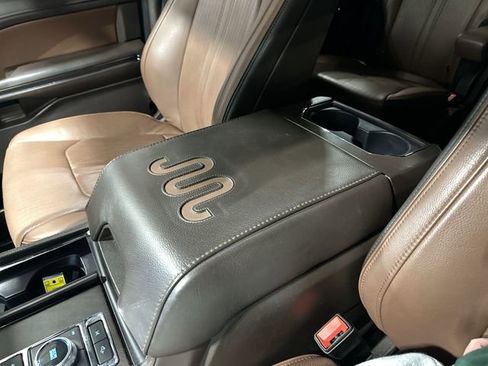 Used 2022 Ford Expedition King Ranch image 27