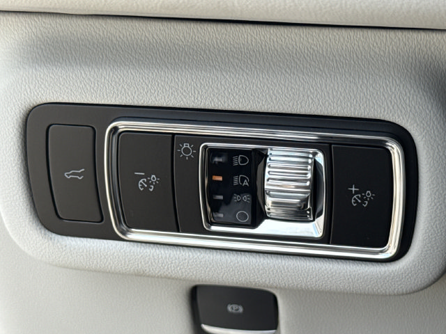 New 2026 Lincoln Nautilus Premier w/ Equipment Group 102A AWD/4WD image 27