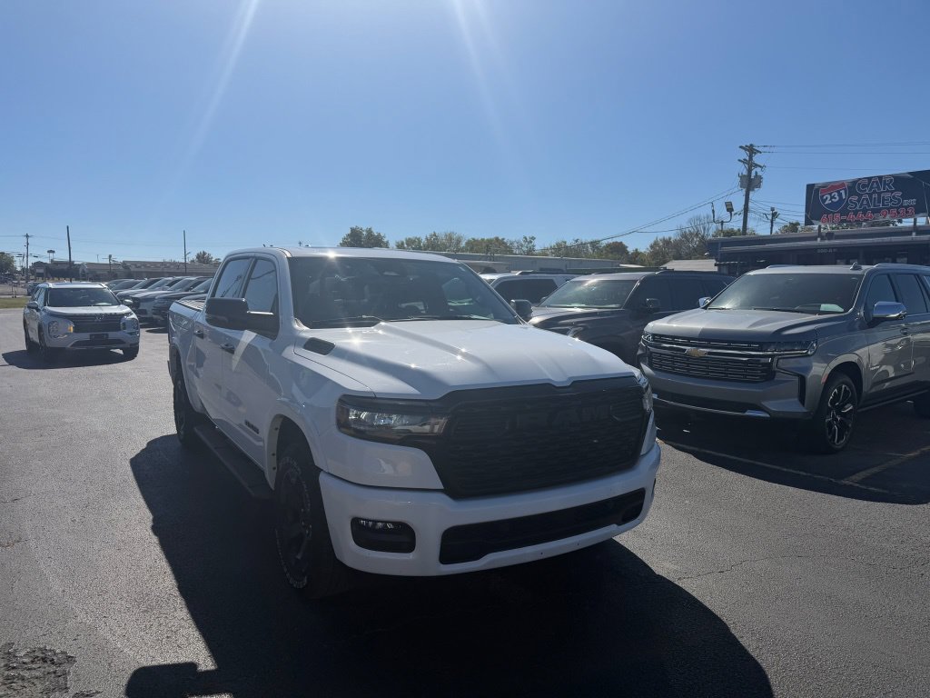 Used 2025 RAM 1500 Big Horn AWD/4WD image 1