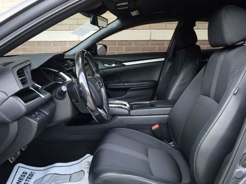 Used 2019 Honda Civic Sport image 14