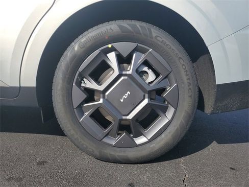 New 2026 Kia Carnival SX image 7