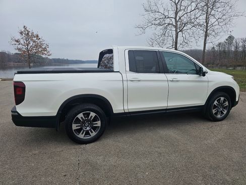 Used 2018 Honda Ridgeline RTL-T image 5