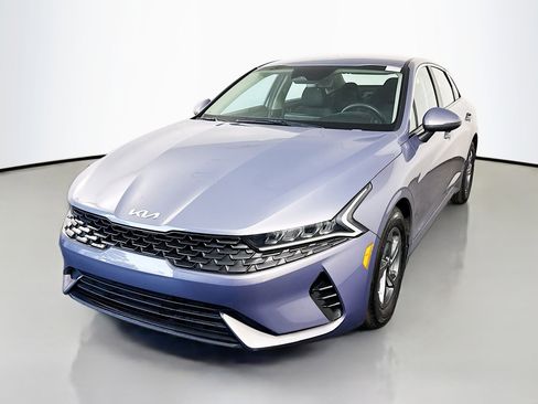 Used 2022 Kia K5 LX image 4