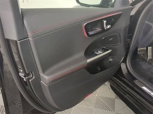 Certified 2025 Mercedes-Benz C 43 AMG 4MATIC Sedan image 61