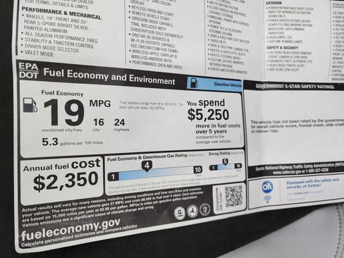 Used 2022 Chevrolet Corvette Stingray Premium Conv w/ Z51 Performance Package image 51