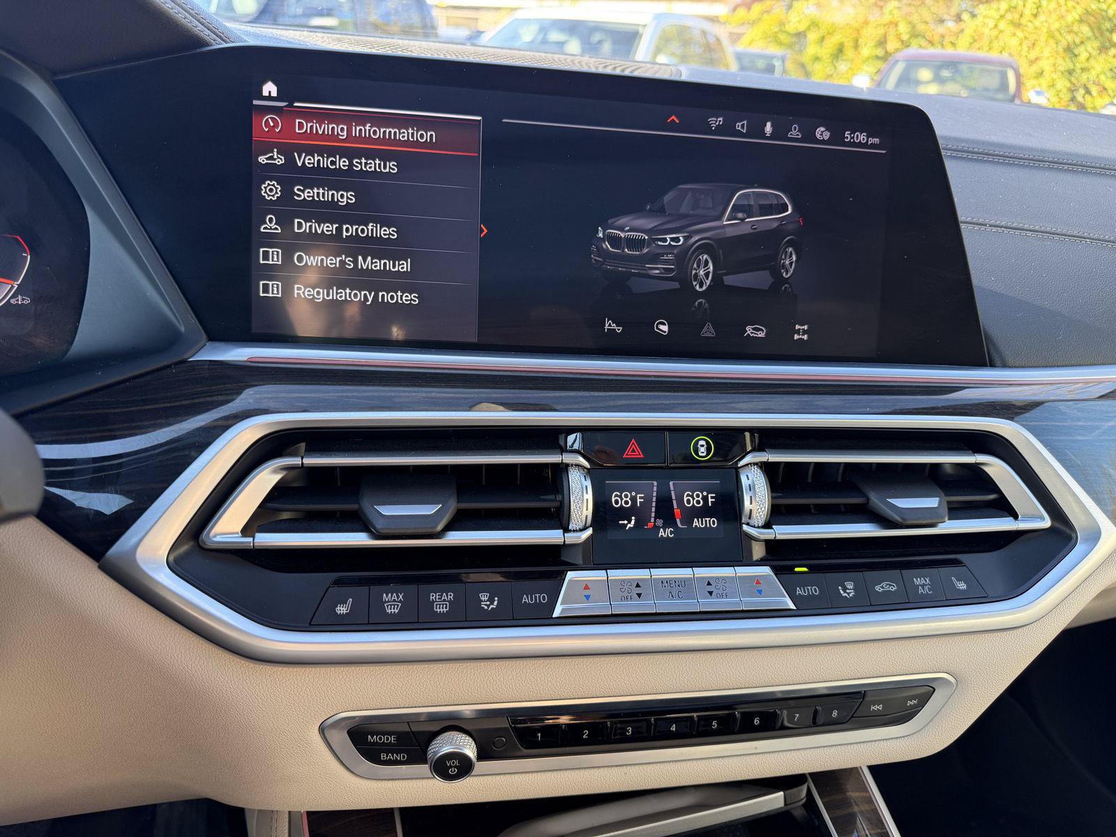 Used 2020 BMW X5 xDrive40i w/ Premium Package AWD/4WD image 19