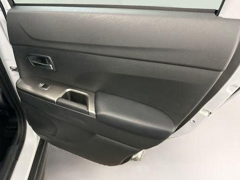 Used 2025 Mitsubishi Outlander Sport SE image 30