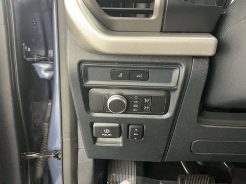 Used 2022 Ford Expedition XLT image 26