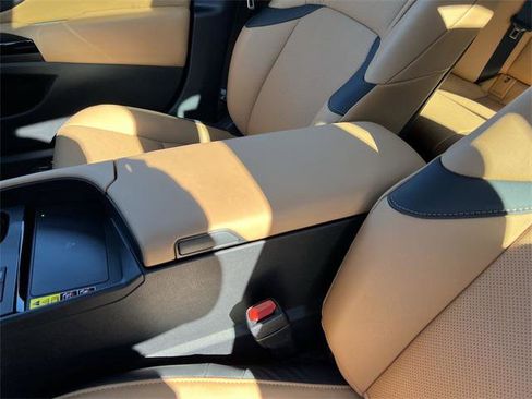 Certified 2025 Lexus ES 300h 300h image 19