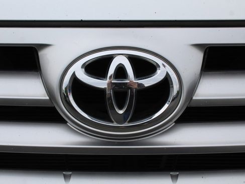 Used 2013 Toyota Highlander SE AWD/4WD image 13