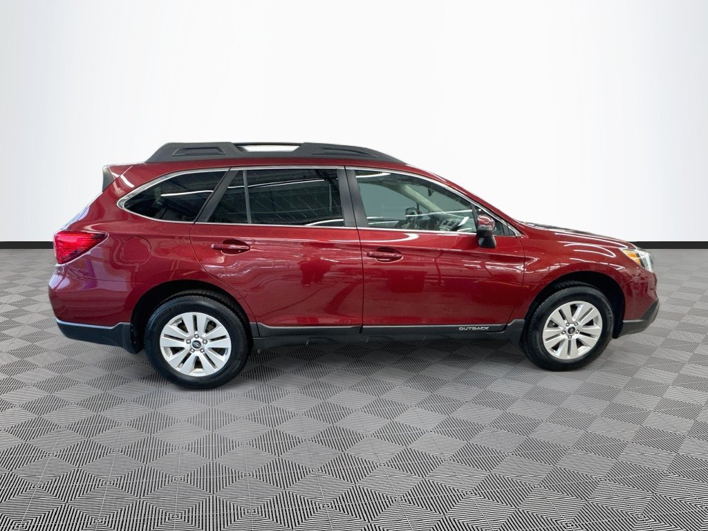 Used 2017 Subaru Outback 2.5i Premium AWD/4WD image 35