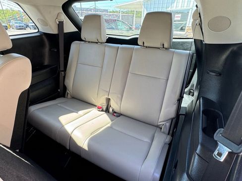 Used 2012 MAZDA CX-9 Touring w/ Moonroof & Bose Audio Pkg AWD/4WD image 18