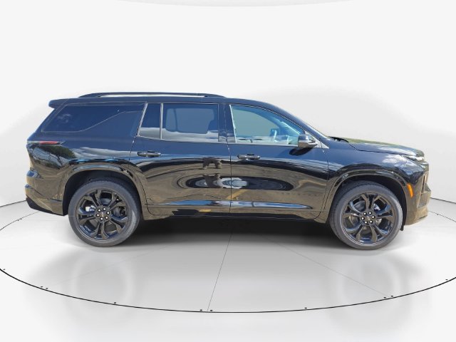 New 2027 Chevrolet Traverse RS FWD image 2